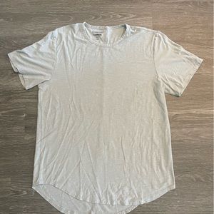 Men’s white t shirt